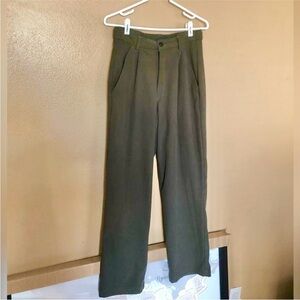 REI Deep Olive Straight Leg Trouser Size 10